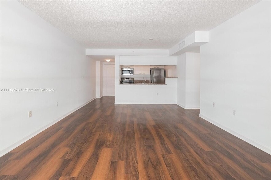 Building Photo - 1756 N Bayshore Dr