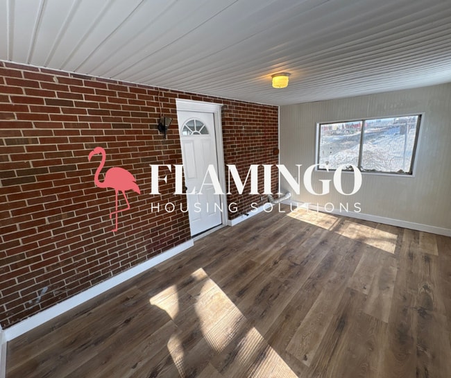 Building Photo - 1301 Beverly Ave