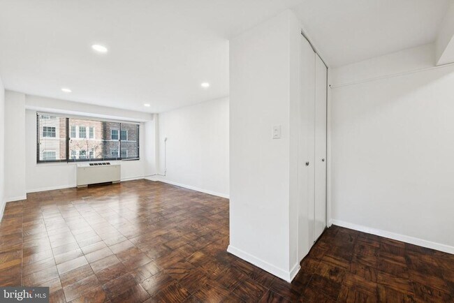 Building Photo - 5410 Connecticut Ave NW