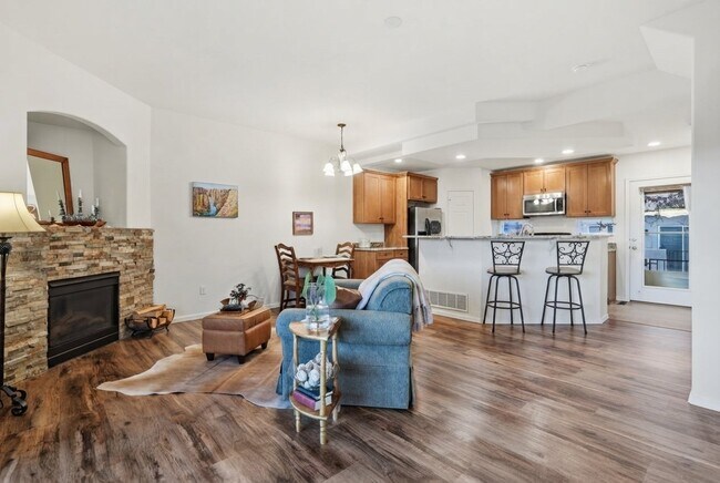 Building Photo - 4317 Sammers View