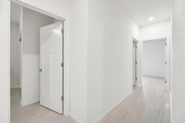 Building Photo - 5029 Copper Sunset Way