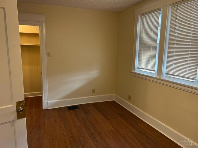 Building Photo - 626 Greenwood Ave