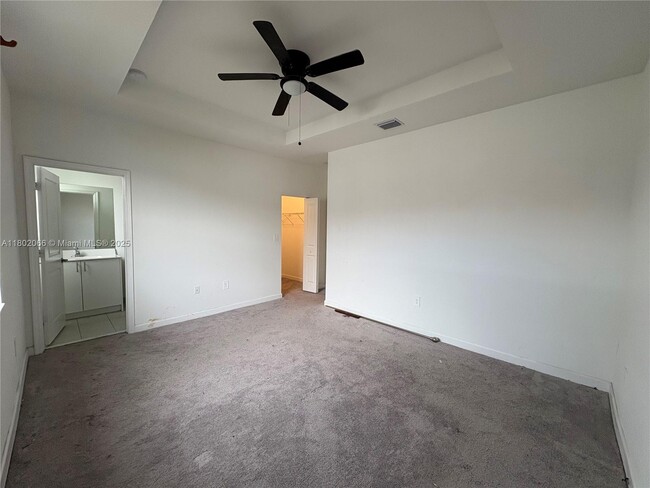 Building Photo - 11858 SW 246th Ln