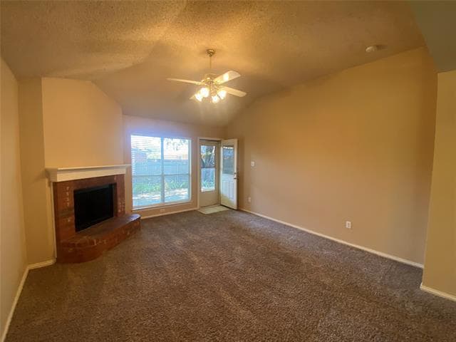 Building Photo - 1042 Palomino Dr