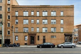 Building Photo - 203 Academy St