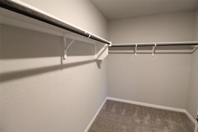 Building Photo - 504 Dayspring Cv