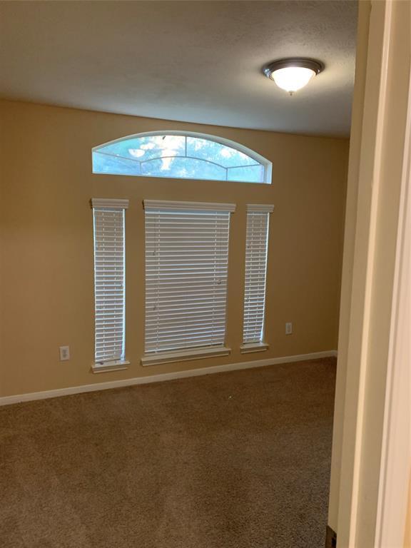 Building Photo - 5429 Lilac Grove Ln