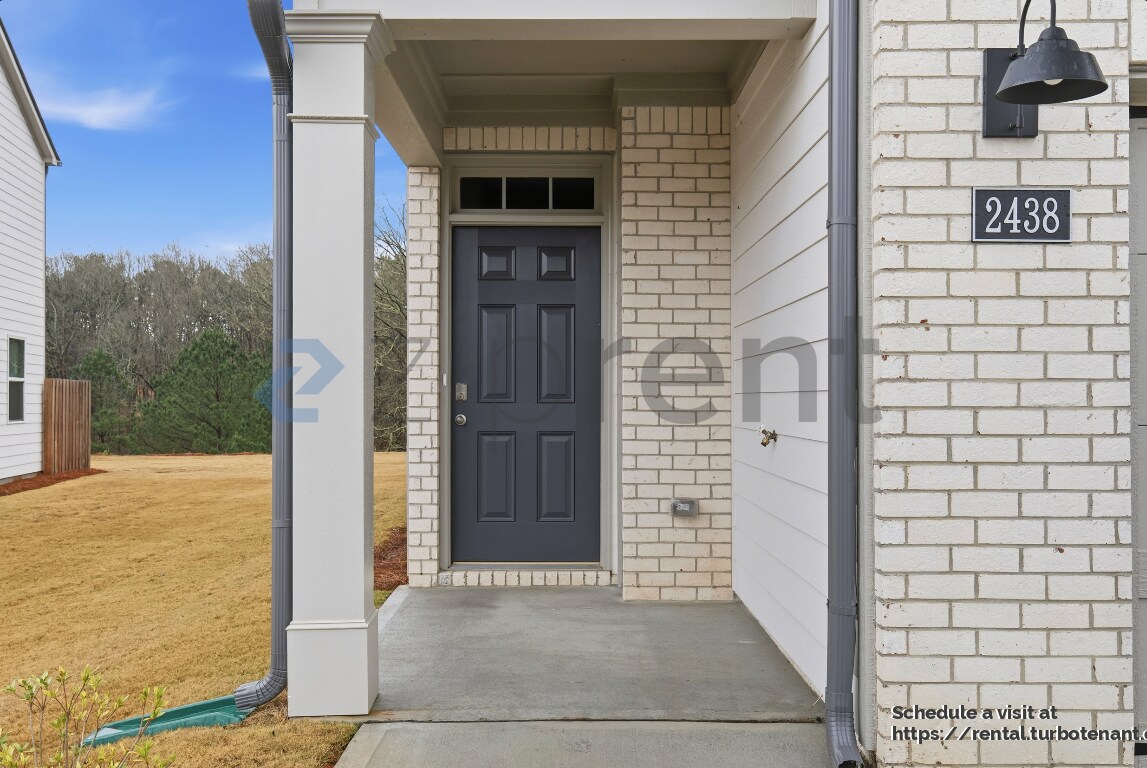 Building Photo - 2438 Bayberry St