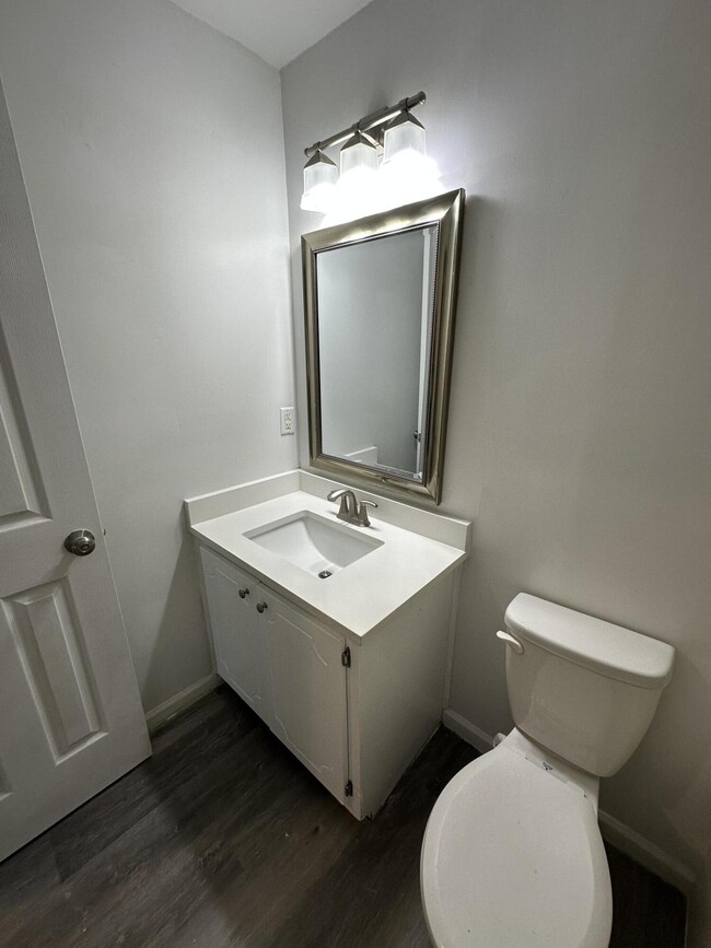 Building Photo - 4312 Wild Rose Dr