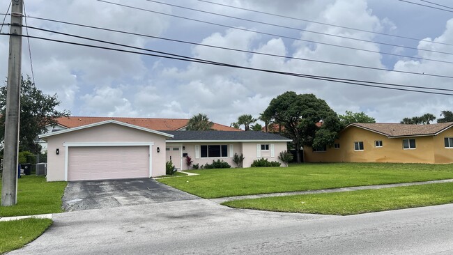 Building Photo - 3521 NW 29th St