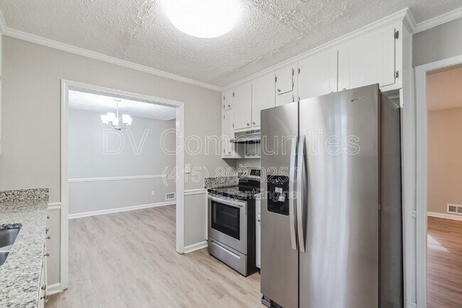 Building Photo - 1605 Sugar Plum Dr SW