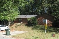 Building Photo - 1000 Sweetwater Cir