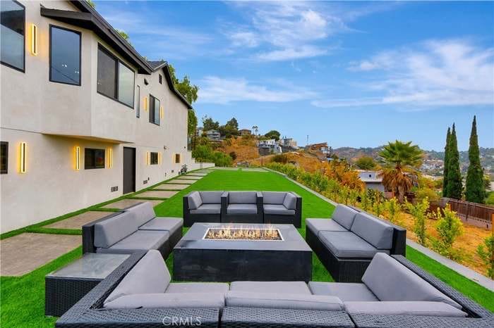 Building Photo - 440 Del Norte St