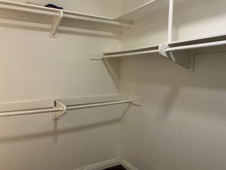 Walk in closet primary bedroom - 21650 Burbank Blvd