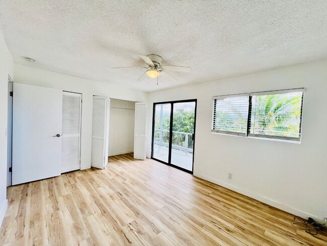 Building Photo - 68-1828 Pakanu St