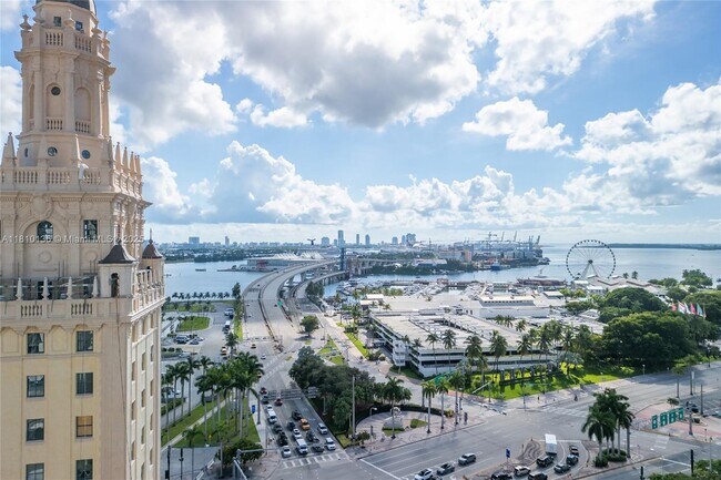 Building Photo - 159 NE 6th St