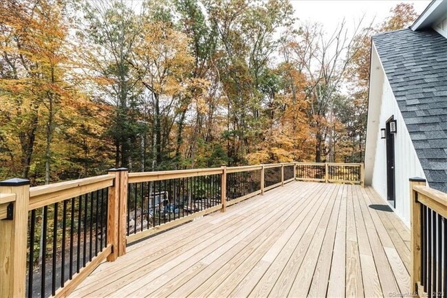 Building Photo - 29 CT-55