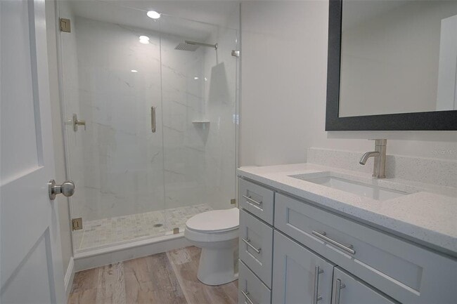 Building Photo - 583 FL-559