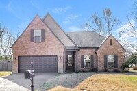 Building Photo - 45 Green Hills Dr