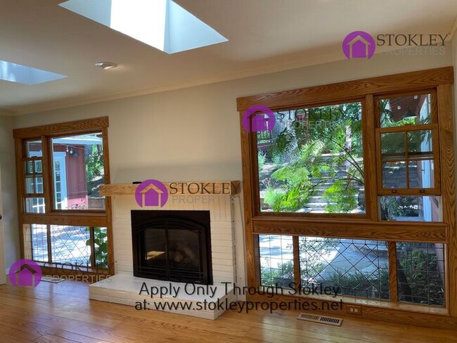 Building Photo - 149 Alegra Ln