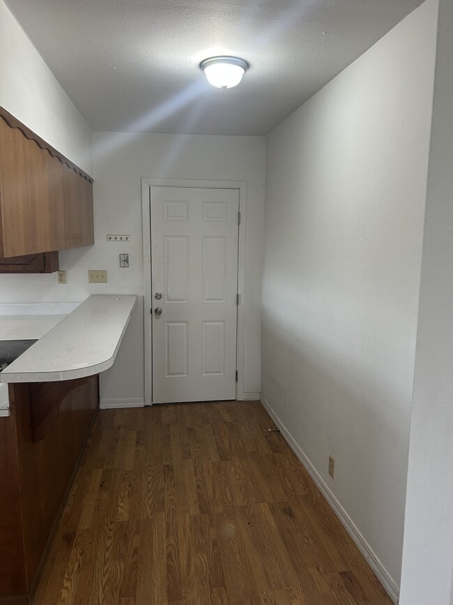 Building Photo - 11505 Table Rock Rd