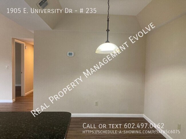 Building Photo - 1905 E University Dr