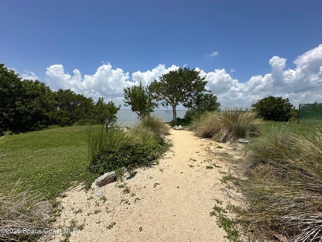 Building Photo - 616 Manatee Bay Dr