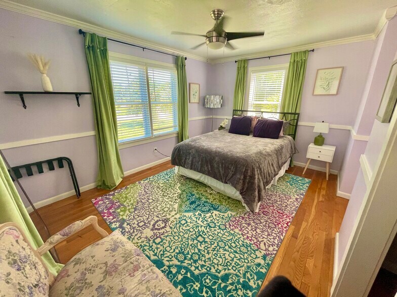 3rd big bedroom - 3319 W Paul Ave
