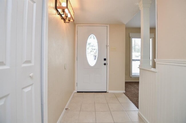 Building Photo - 17323 Glenpatti Dr