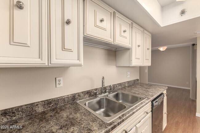 Building Photo - 5174 N 83rd St