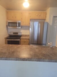 Building Photo - 219 Daniel St