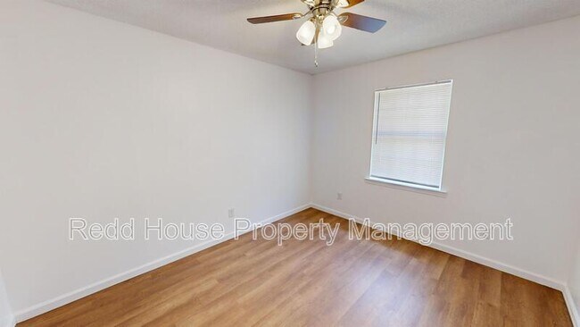 Building Photo - 213 Damascus Rd