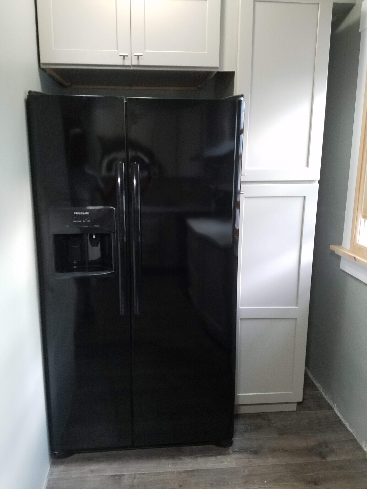new fridge, filtered water dispense, and ice maker - 9 Cypress Street