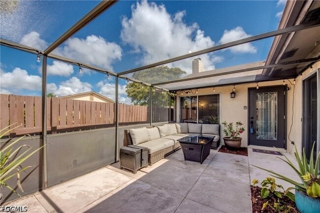 Building Photo - 6337 Royal Woods Dr