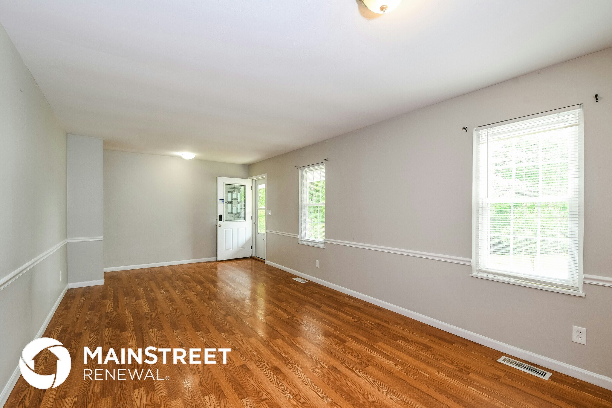 Building Photo - 2416 Angela Dr