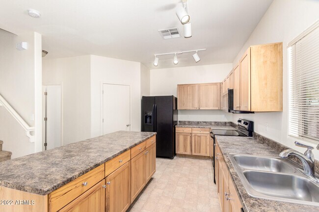 Building Photo - 35634 W Costa Blanca Dr