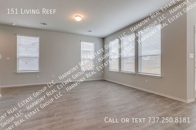 Building Photo - 151 Living Reef Dr