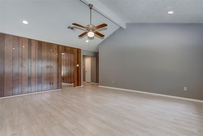 Building Photo - 7659 Winkle Wood Ln