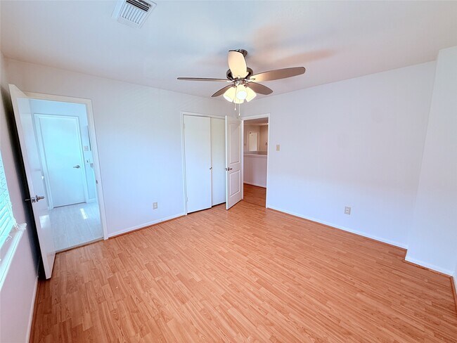 Building Photo - 13407 Carruth Ln