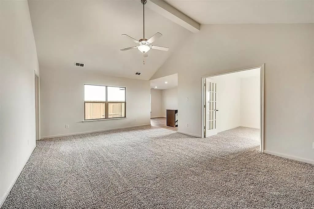 Building Photo - Room in House on Musselshell Dr