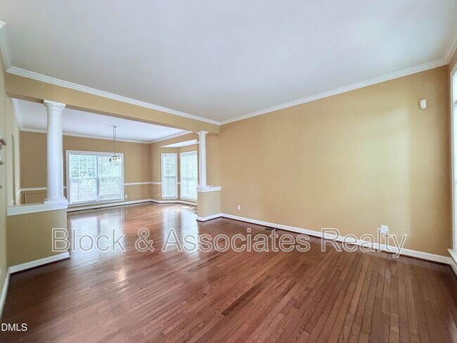 Building Photo - 603 Harold Latta Rd