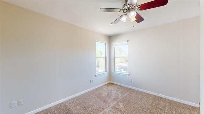 Building Photo - 2407 Pintail Loop