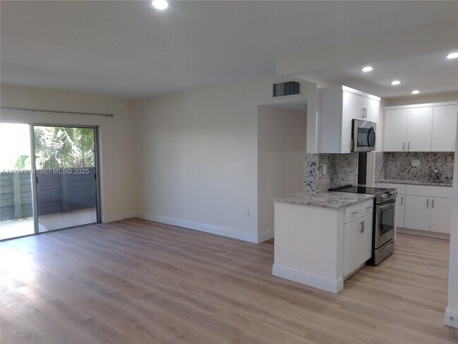 Building Photo - 8325 SW 72nd Ave