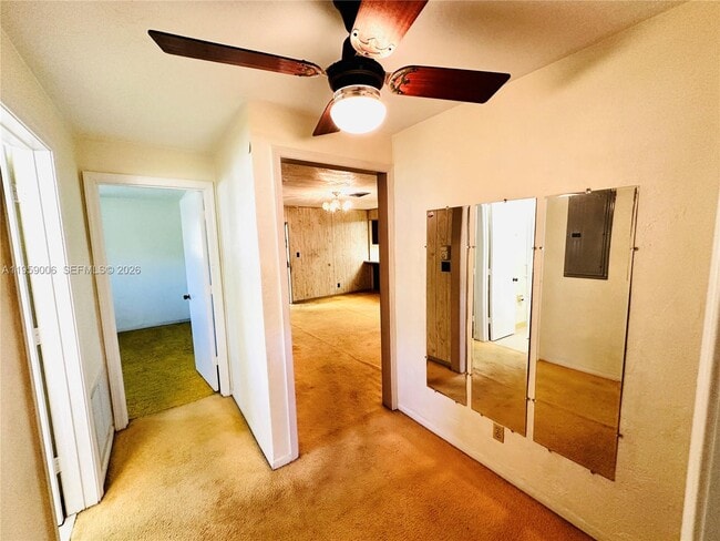 Building Photo - 2601 NE 32nd St