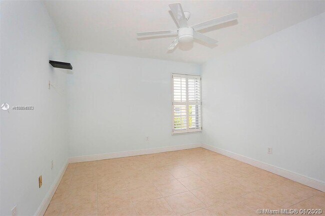 Building Photo - 5838 SW 74th Terrace