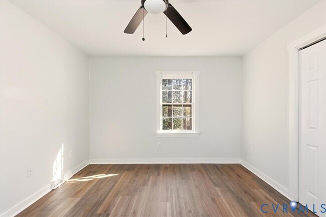 Building Photo - 115 Big Meadows Terrace