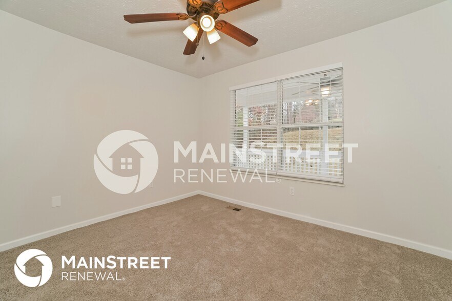 Building Photo - 6508 Milroy Ln