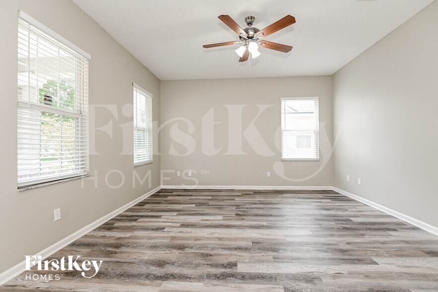 Building Photo - 3207 Rosselle St