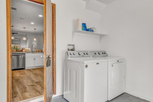 Building Photo - Available April 1st, 2026