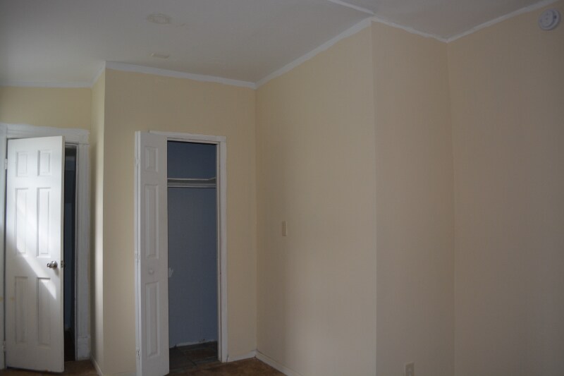 Building Photo - 915 Sunset Ave
